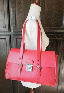 Bolso de Hombro LOUIS VUITTON Segur MM Rojo Cuero Epi Plateado Herrajes De Colección  - Imagen 1 de 23