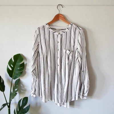 Top Lucky Brand Talla Grande 1X Gris y Blanco Rayas Manga Larga 1/2 Botón Foto 1 de 4