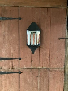 Vintage tin elongated, concave, bowed wall sconce w/reflective mirrors Primitive - Picture 1 of 10