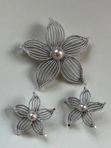 Vintage Demi Sarah Cov markiert silberfarbene stachelige Blume mit in der Mitte Kunstperlen Brook - Bild 1 von 10