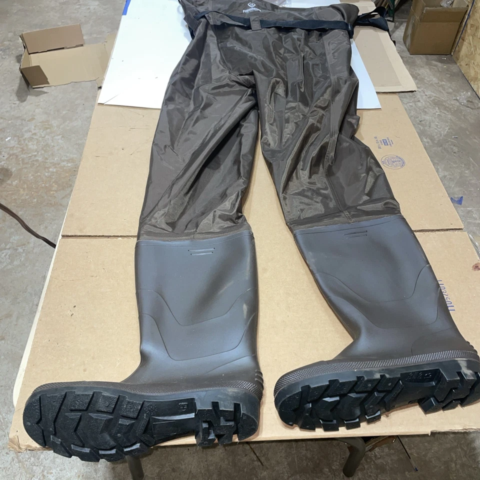 FISHINGSIR waders size 13 shoe 46 in the waist - Image 1 of 2