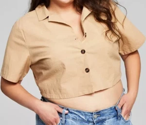Now This Trendy Womens Plus Size 1X Trendy Cropped Camp Shirt in Camel Brown NWT - Picture 1 of 3