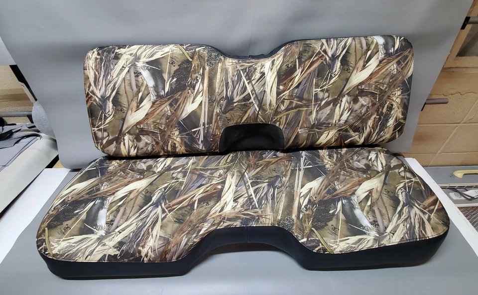 John Deere Gator Bench Seat Covers XUV 825i  in DRT Camo & Black or customized Foto 1 de 4