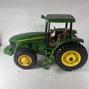 JOHN DEERE 7820 MFWD ERTL GREEN MODEL TRACTOR 1/16 SCALE - Picture 1 of 7