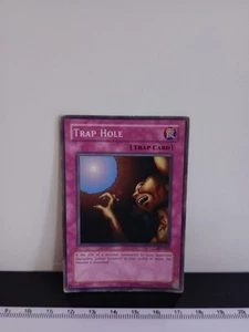 Yu-Gi-Oh! TCG Trap Hole Common 1996 - Picture 1 of 2
