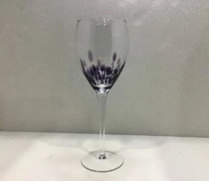 Copa de vino transparente con pintura para salpicaduras púrpura en relieve - Imagen 1 de 2