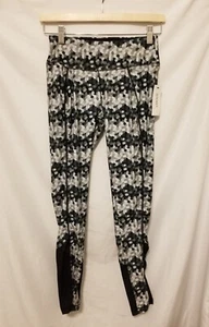 2(X)IST Athletic Yoga Leggings Women XS Multicolor Zipper Pocket Wicking Tagless - Picture 1 of 9