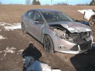 Vidrio delantero derecho usado para puerta delantera se adapta a: Ford Focus 2014 delantero derecho grado A Foto 1 de 4