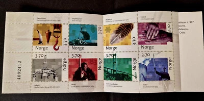 Norway History Momemnts Booklet - MNH 8 Stamps Full Set - Image 1 of 4
