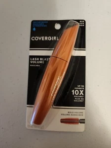 Máscara impermeable Covergirl Lash Blast Volume - MUY NEGRA #825 - 0,44 oz - Imagen 1 de 2