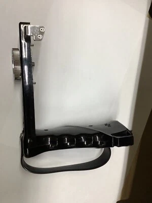 Рукоятка спускового механизма для левой руки Mamiya - Изображение 1 из 3