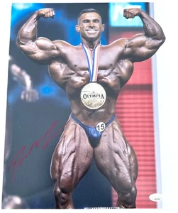 DEREK LUNSFORD FOTO FIRMATA 11X14 MR OLYMPIA 2023 CAMPIONE CAMPIONE JSA COA A - Foto 1 di 1