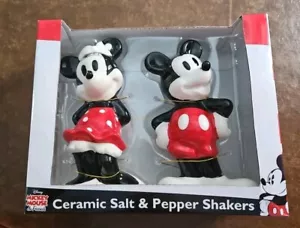 Disney Mickey & Minnie Salt & Pepper Shakers - Ceramic - Brand New - Picture 1 of 1