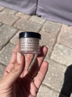 Estee Lauder Perfecting Loose Powder Light .15 Ounces New - Image 1 of 4
