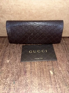 GUCCI Klappbare 100% Original Sonnenbrille/Brillenetui + Reinigungstuch Braun 6x2,5 - Bild 1 von 7