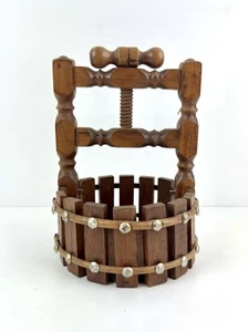 Ancien Bol à Noix Pressoir / Casse Noix et Noisette en Bois et Métal - Vintage - Imagen 1 de 8