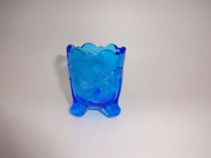 Vintage blau Cambridge fast geschnitten Glas Fuß Zahnstocher Halter Erdbeermuster - Bild 1 von 5
