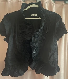 Cato Top Damen XL schwarz Einknopf Rüschen Kurzarm Jacke - NEU - Bild 1 von 7