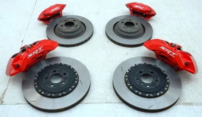 DODGE CHARGER SRT 6.2L HELLCAT OEM RED BREMBO BRAKE ROTORS & CALIPERS - Image 1 of 4