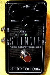 Electro-Harmonix Silencer Noise Gate Guitar Effects Pedal P-26212 NEAR MINT COND - Picture 1 of 4