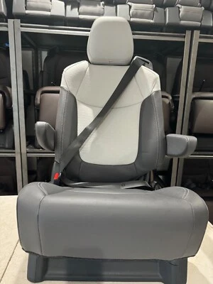 2021-2025 Toyota Sienna grey white Leather Second Row Seat 7 Passenger Left - Image 1 of 4