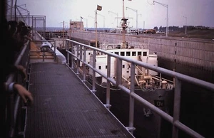 1958 slide - Two Vintage Ships / Vessels sailing through Lakes lock system - Picture 1 of 1