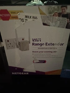 Netgear AC1200 Dual Band WiFi Booster Range Extender - Zdjęcie 1 z 4