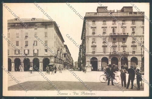 Foto 1 di 2