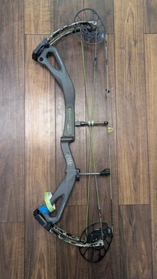 PSE Nock On Carbon Levitate | Charcoal W/ Subalpine Limbs RH 70lbs E2 - Image 1 of 4