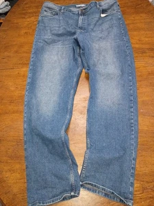 Jeans Wrangler Relaxed Fit Uomo Taglia 40x36 Lavaggio Medio Blu Denim - Foto 1 di 12