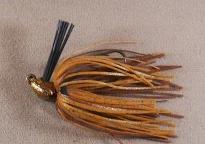 Bass, esca da pesca/DR Custom Flipping Jig 3/8 oz. Craw oro/estate - Foto 1 di 2
