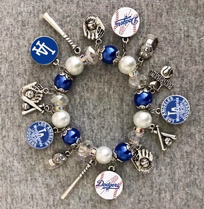 Los Angeles Dodgers Bracelet - Picture 1 of 2
