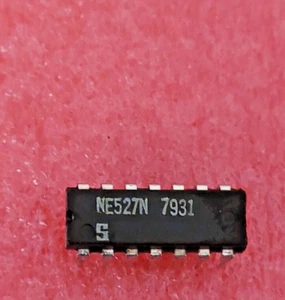 1Pcs NE527N Voltage comparator DIP14 DC:79 Signetics - Imagen 1 de 2