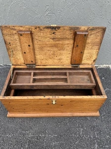 ALTE antike Holz Zimmermannstruhe Tablett Werkzeugkiste Truhe Bauernhaus primitiv Vintage - Bild 1 von 12