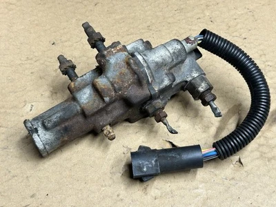 87-94 Ford F-150 F250 F350 ABS CONTROL HIDRÁULICO PROPORCIÓN VÁLVULA MONTAJE CUERVOS Foto 1 de 4