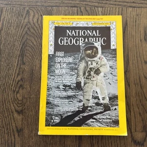 National Geographic Moon Landing Issue Vol.136 No.6 Dec.1969 UNPLAYED Record - Picture 1 of 7