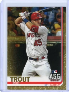 2019 Topps Update Series All-Star Mike Trout #US146 Gold 2017/2019 - Picture 1 of 2