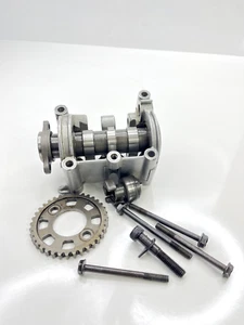 03 Honda CRF450R Cam Shaft Cover Cap Camshaft Holder Tower CRF450 02 04 05 06 - Picture 1 of 18