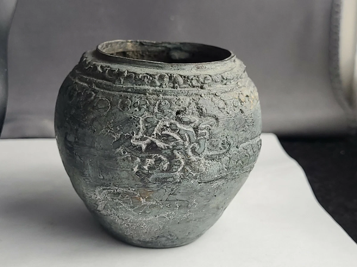 花瓶，古銅製，（旧家藏出し）古董，茶道具，書房置物，重2⃣️1⃣️0⃣️克高1⃣️0⃣️.5⃣️cm 花瓶，古銅製，（旧家藏出し）古董，茶道具，書房置物，重