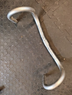 Velo Orange Gran Cru Silver Alloy Handlebars 26.0mm clamp 440mm wide - Image 1 of 4