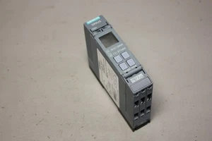 SIEMENS TEMPERATURE MONITORING RELAY 3RS2600-1BW30 - Picture 1 of 6