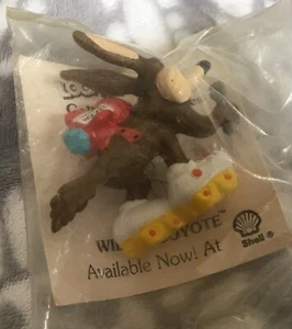 1990 Shell Gas Giveaway, figura de coleccionista Looney Tunes Wile E. Coyote, (D) - Imagen 1 de 2