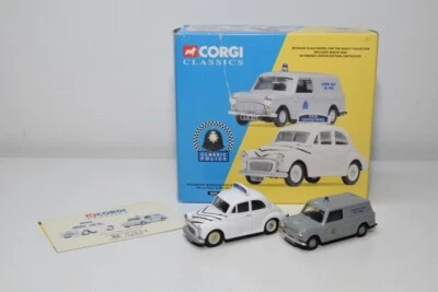 B42 CORGI TOYS 08005 STOCKPORT BOROUGH POLICE SET MORRIS MINOR MINI VAN NUOVO... - Immagine 1 di 4