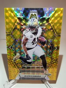 2023 Mosaic Football Alvin Kamara Gold Mosaic Prizm /10 - Picture 1 of 5