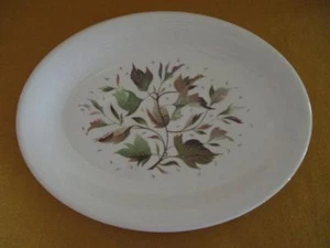 WEDGWOOD WAKEFIELD PIATTO DA PORTATA EXTRA LARGE 15" BIANCO OTTIMI MULTIPLI - Foto 1 di 5