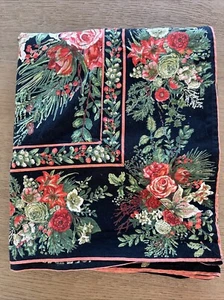 Tovaglia April Cornell 60" x 100"~Buon Natale Nero Cotone Floreale~EUC - Foto 1 di 4