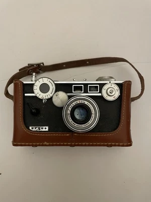 VINTAGE ARGUS C3 CAMERA RANGEFINDER 35mm CINTAR 50mm F/3.5 LENS UNTESTED - Image 1 of 4