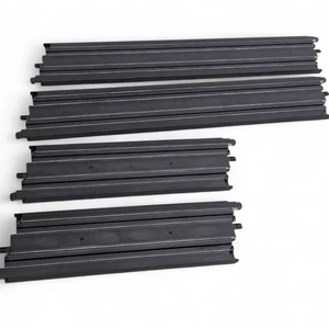 Paquete de 4 rectas Micro Scalextric Track (2x37 cm, 2x23 cm) en muy buena condición - Imagen 1 de 12