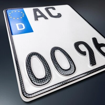 1 CARBON Motorrad Kennzeichen | 180 x 200 mm | OFFIZIELLES Nummernschild | DHL - Bild 1 von 4