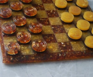 Jeu de damiers - Ambre de la Baltique - Vente en gros - Photo 1/8